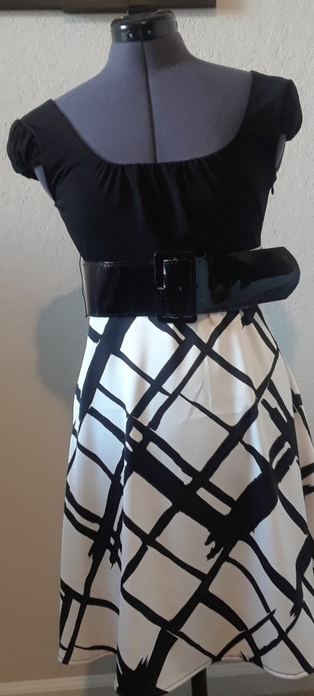 Black Belted Black & White Pattered Capped Sleeve Dress